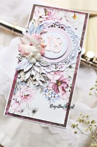 kartka z kwiatami w fioletach z okazji 18 urodzin